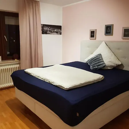 Schoene Mitten In Koblencja