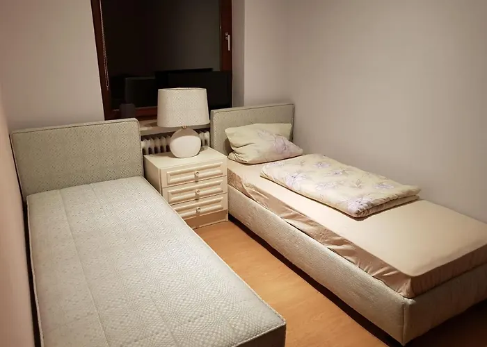 Schoene Mitten In Apartamento *