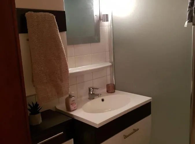 Schoene Mitten In Apartamento *